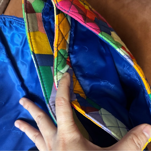 Vera Bradley crossbody - Picture 4 of 5